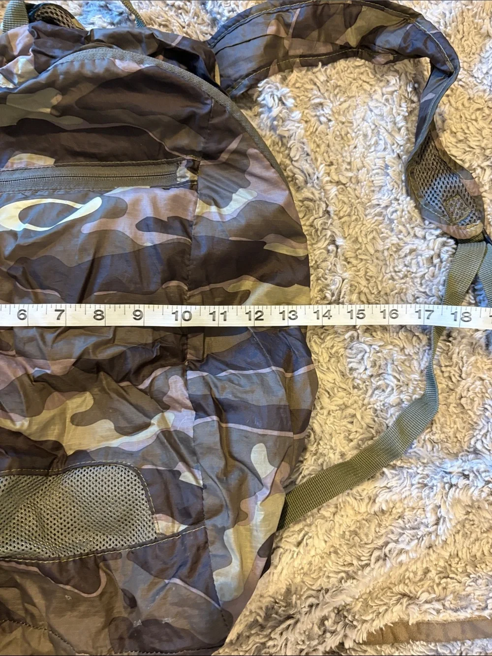 Oakley Packable Backpack Mens OS Camo Excellent Lightweight Ripstop Travel Bag